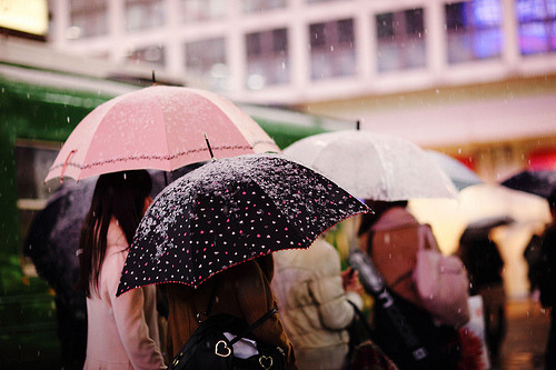 打伞的女孩图片，关于伞的图片收集